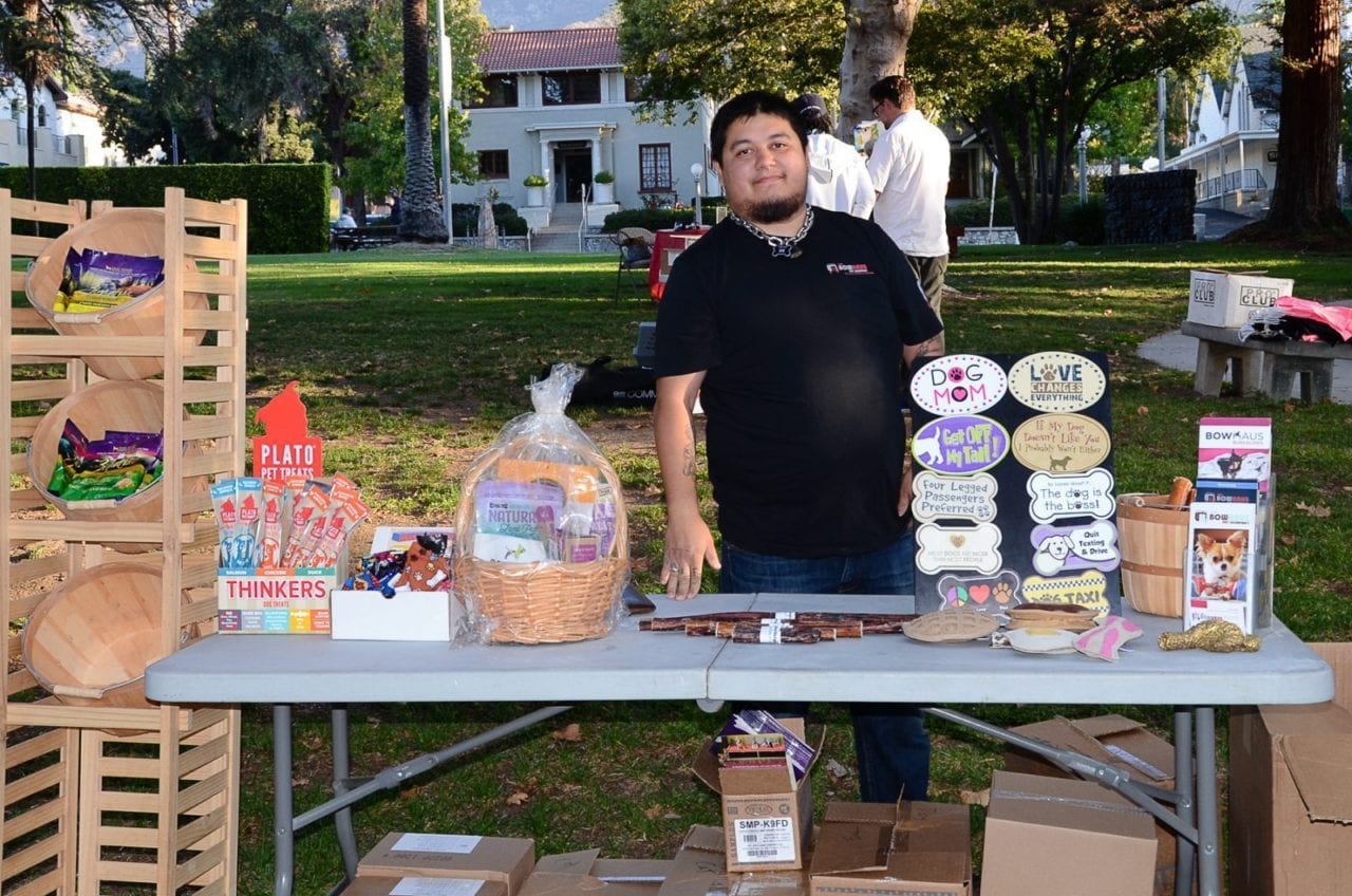 Getting ready to serve the cakes