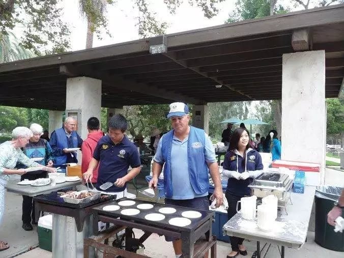 sierra madre kiwanis pancake breakfast